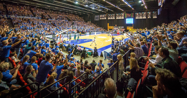 Donar Bussinesclub